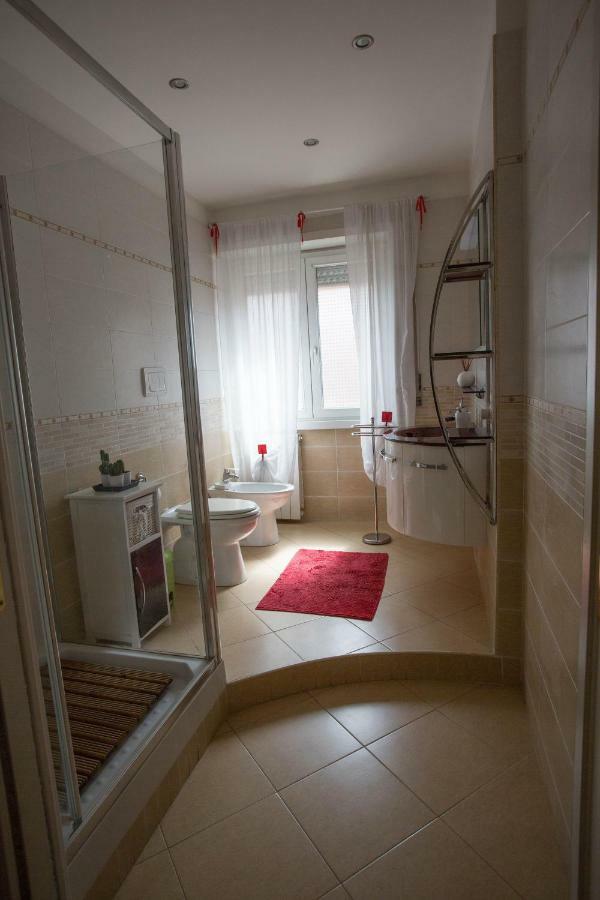 Appia Tourist Apartment Рим Екстериор снимка