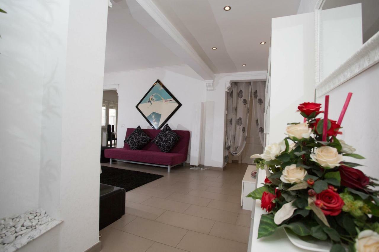 Appia Tourist Apartment Рим Екстериор снимка