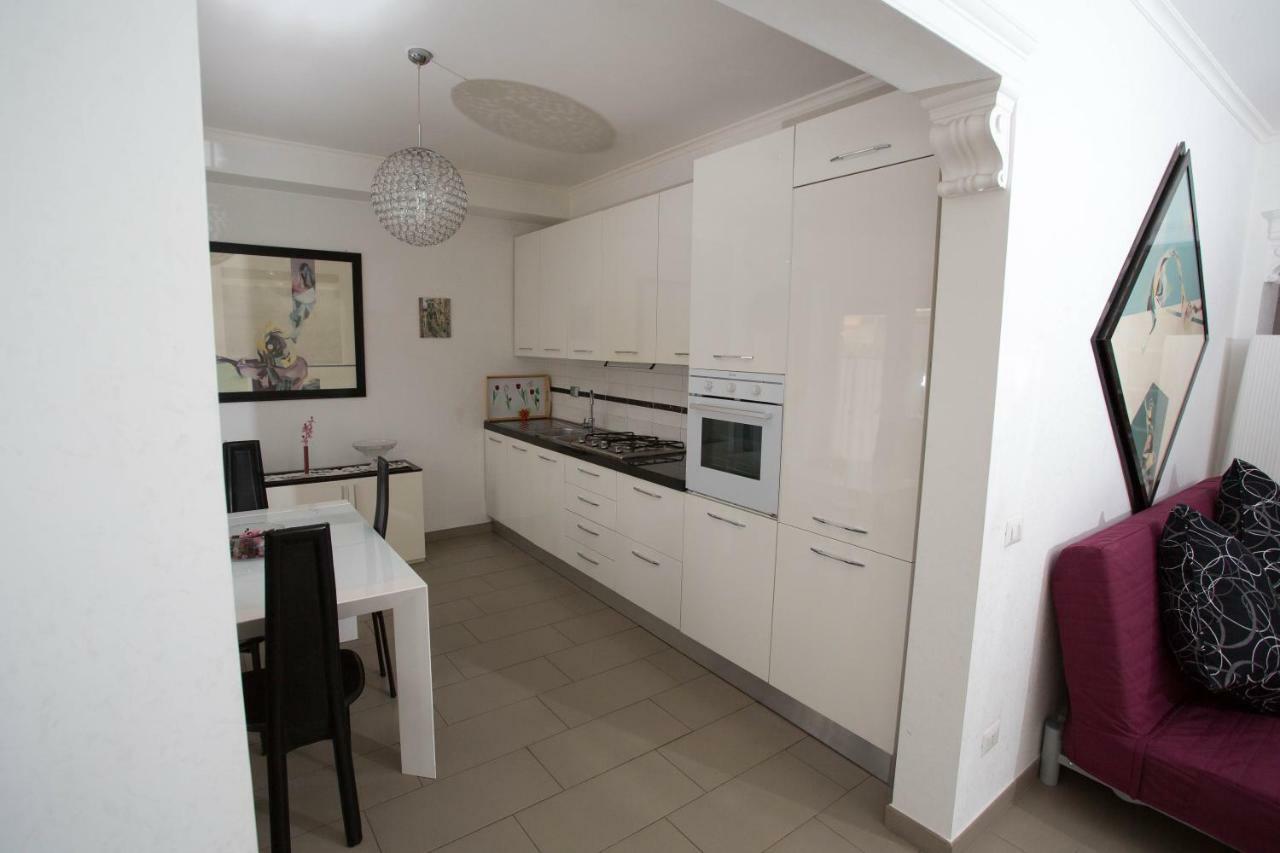 Appia Tourist Apartment Рим Екстериор снимка