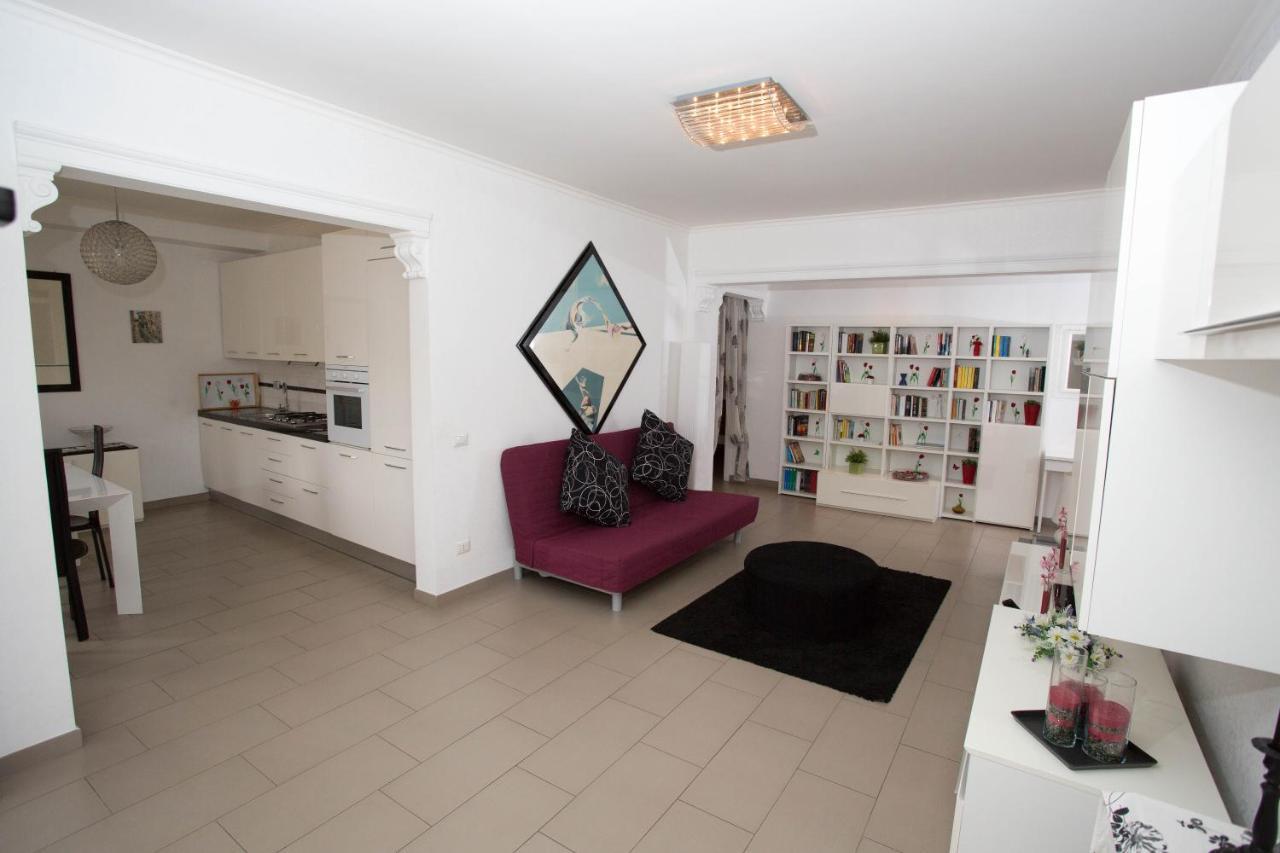 Appia Tourist Apartment Рим Екстериор снимка